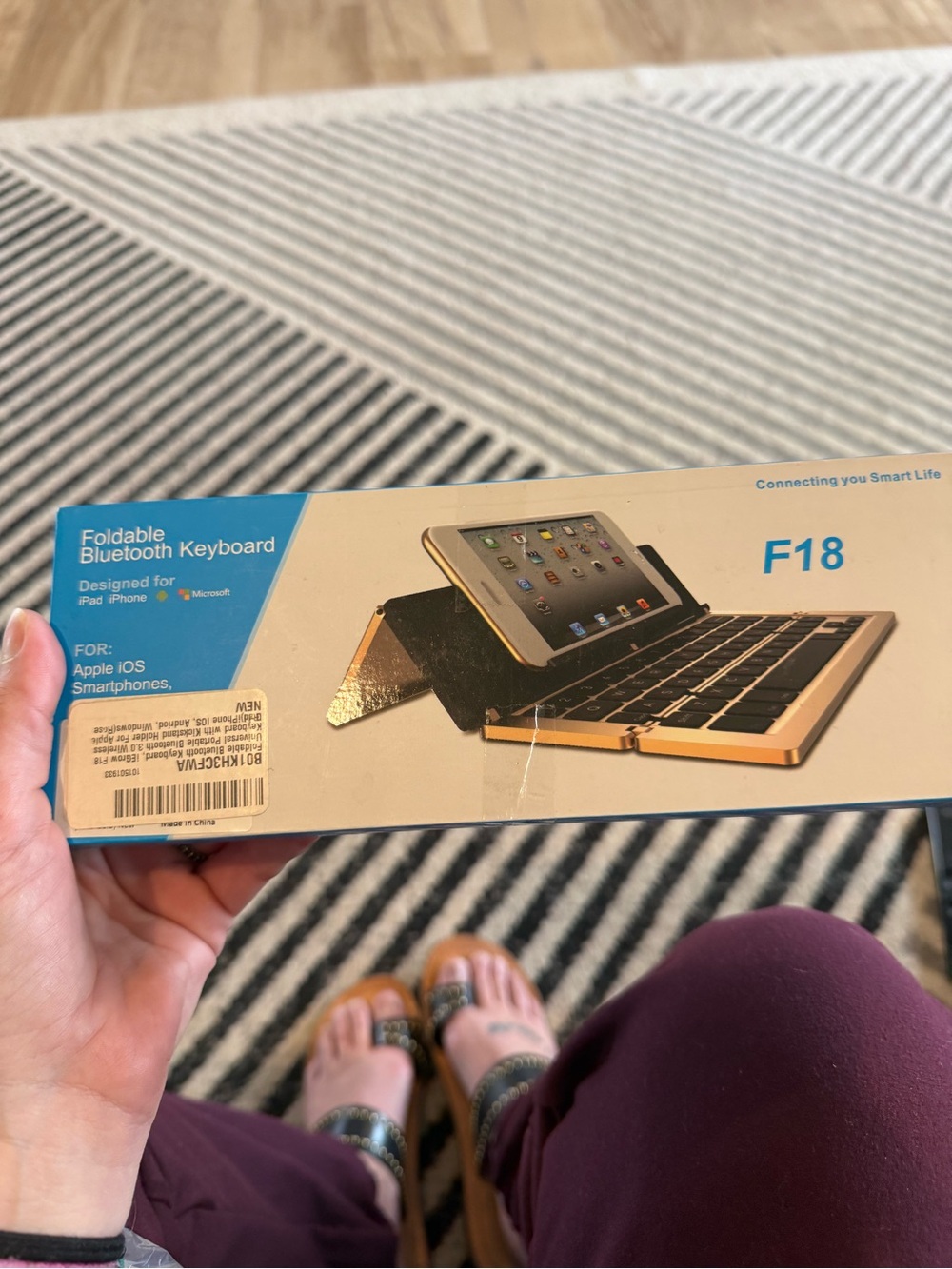 F18 Foldable Bluetooth Keyboard for Tablets and Smartphones - rose Gold